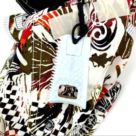 Fox Graphic Swim Suit - Picture 3 of 6